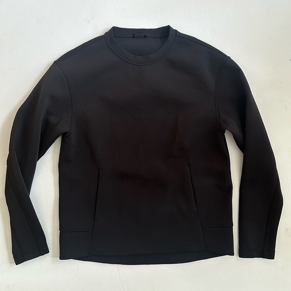 Lululemon Embrace The Space Crew, size 4, EUC